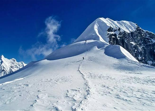 Tent Peak (Tharpu Chuli) Climbing